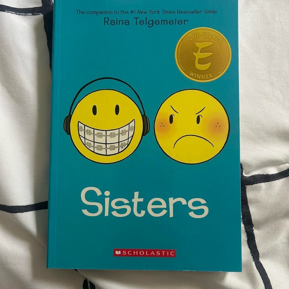 Sisters by Raina Telgemeier Book